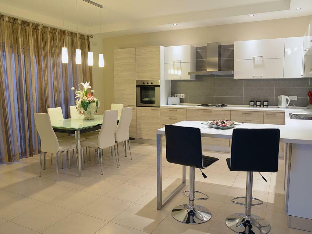 Tas-Sellum Residence Mellieħa Екстериор снимка